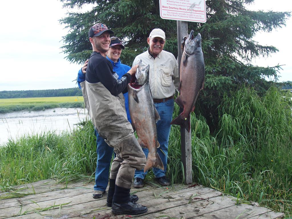 كيناي Salmon Catcher Lodge المظهر الخارجي الصورة
